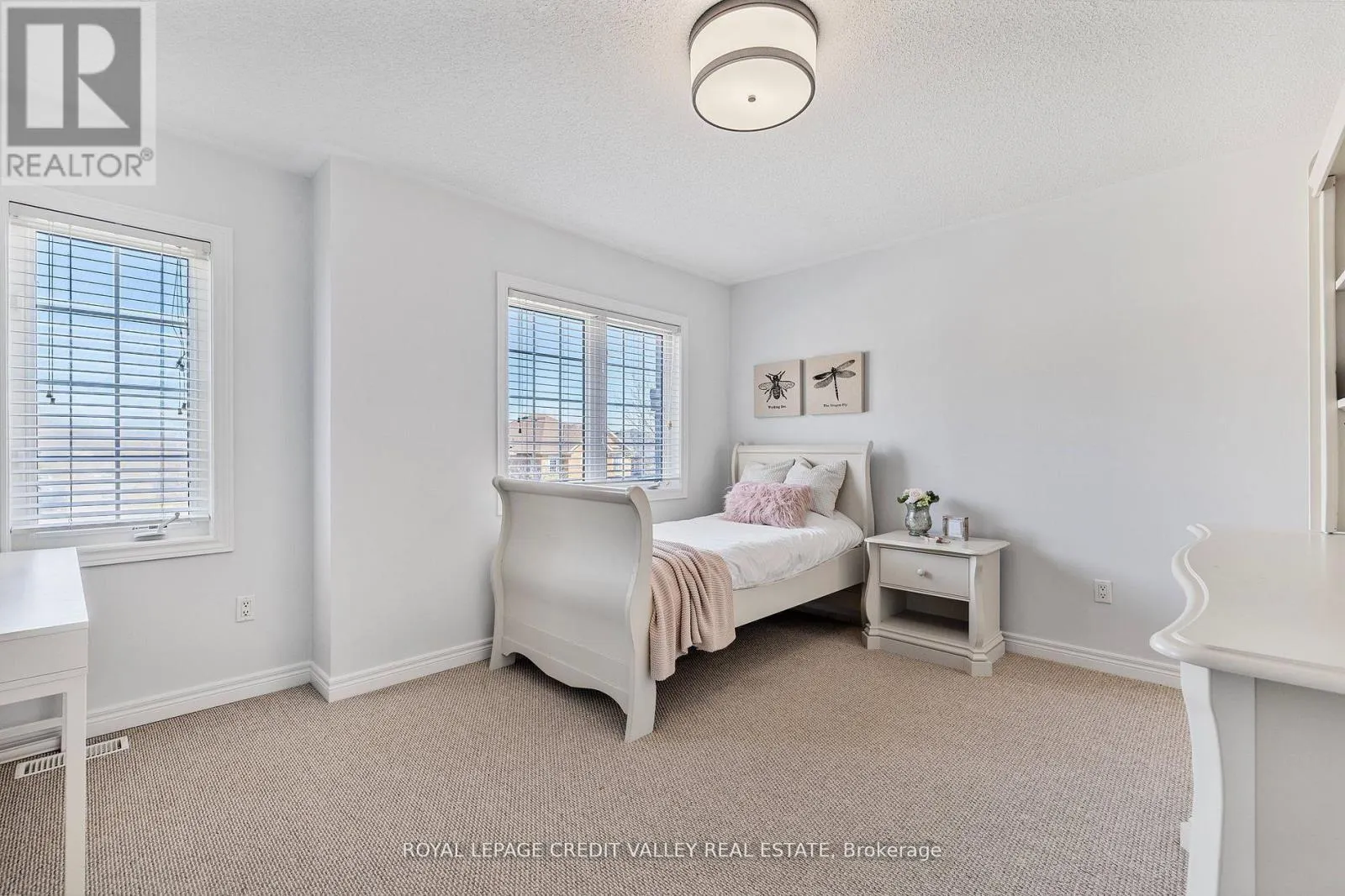 14 LARANDE COURT