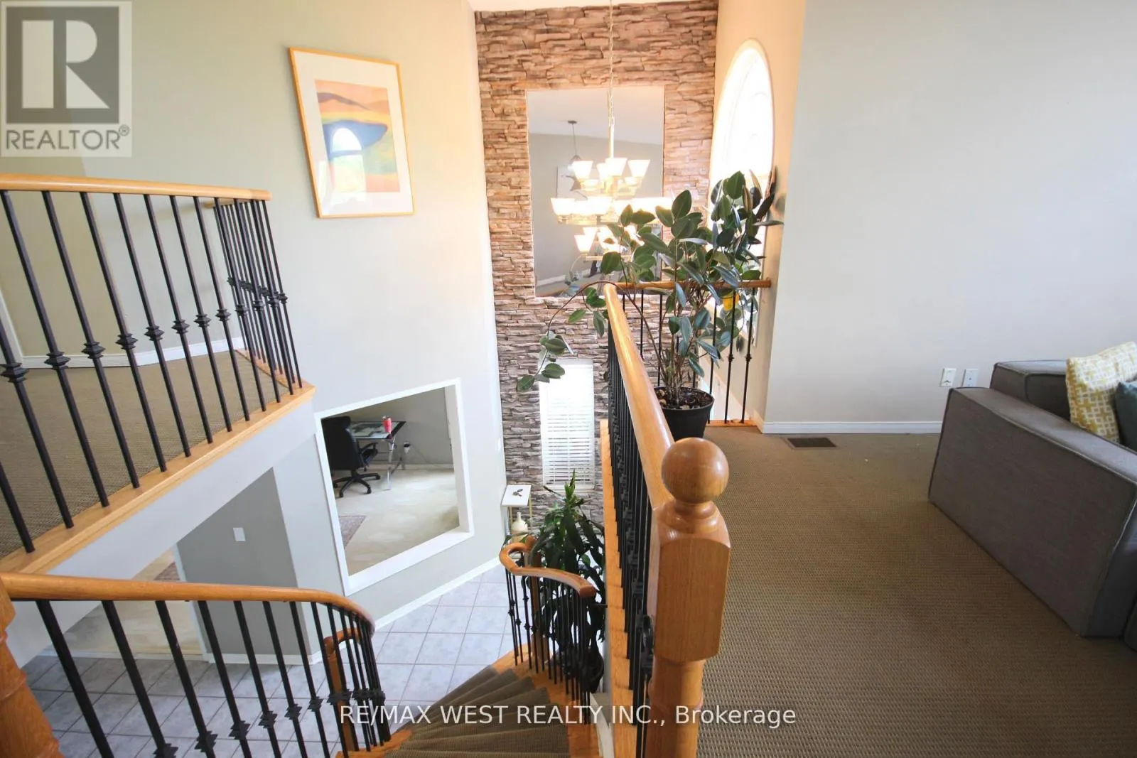 7374 BLACK WALNUT TRAIL