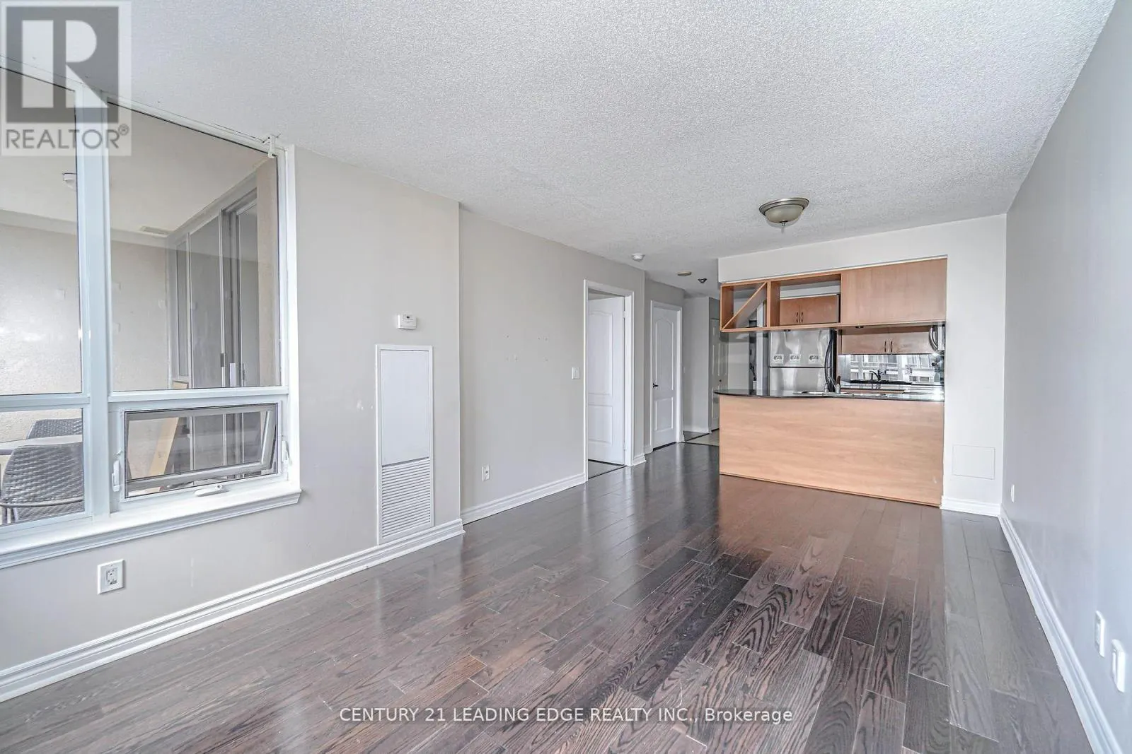 2512 - 4090 LIVING ARTS DRIVE