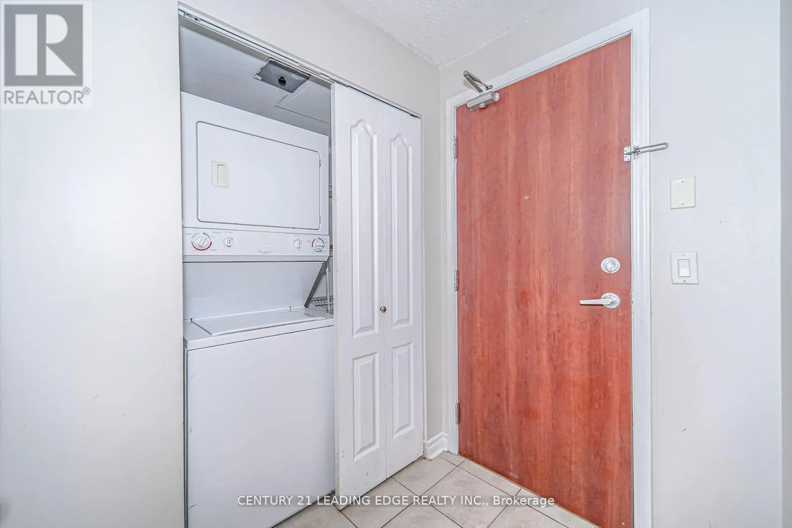 2512 - 4090 LIVING ARTS DRIVE