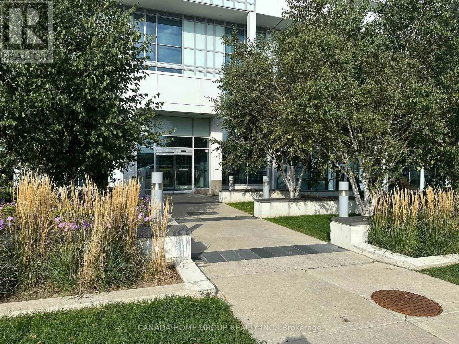 1410 - 65 SPEERS ROAD