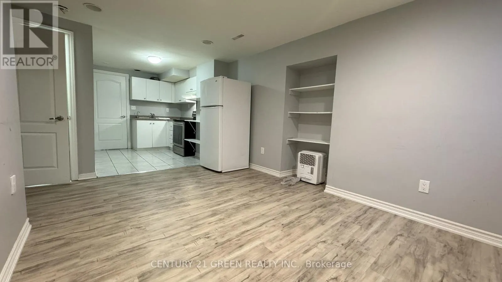 LOWER - 8 NATALIE COURT