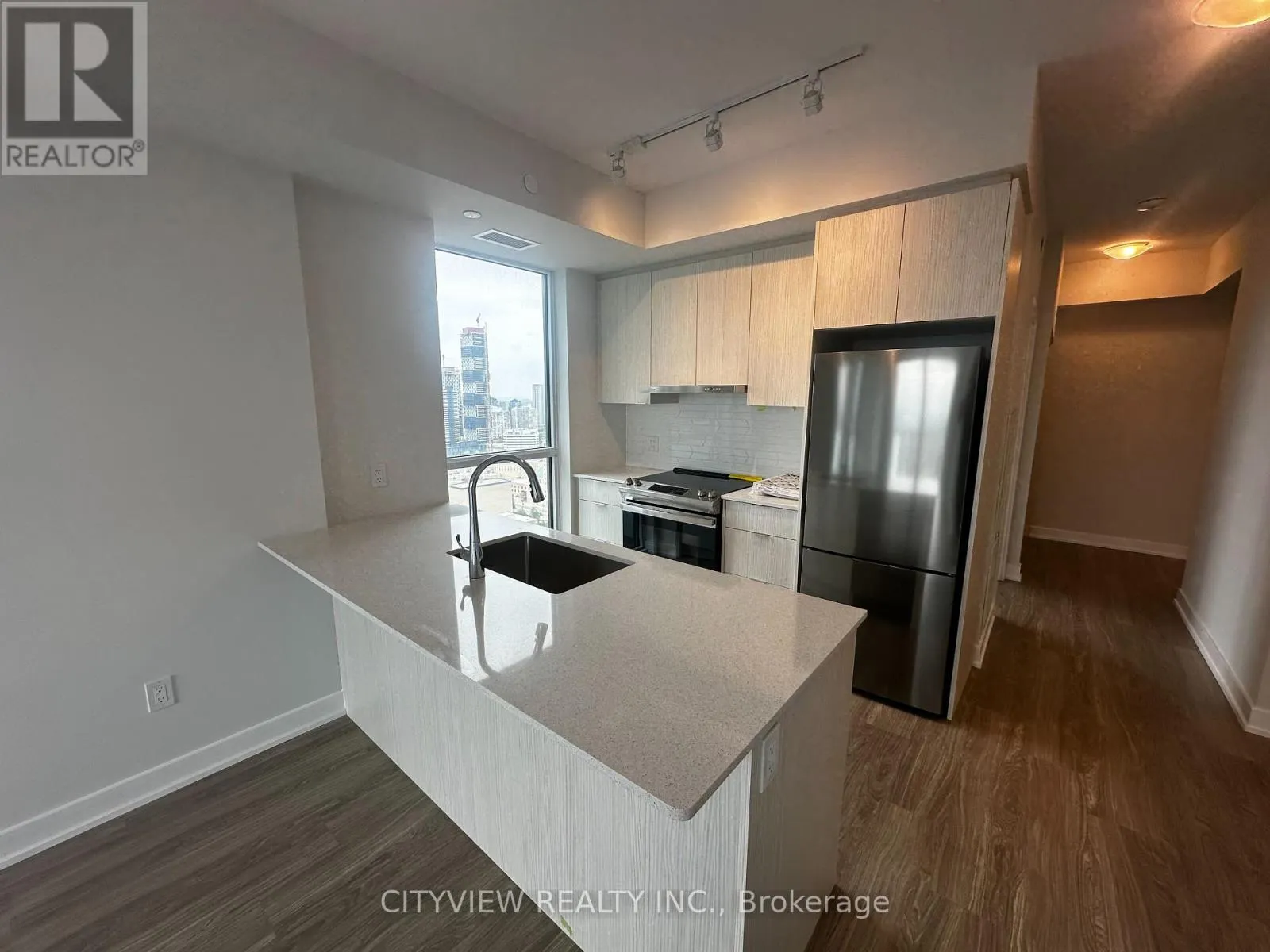 2911 - 430 SQUARE ONE DRIVE