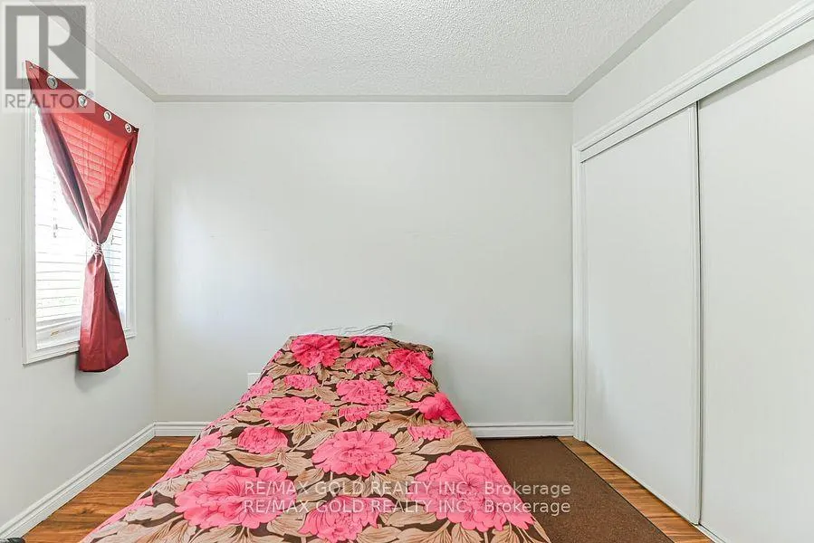 14 TOPIARY LANE