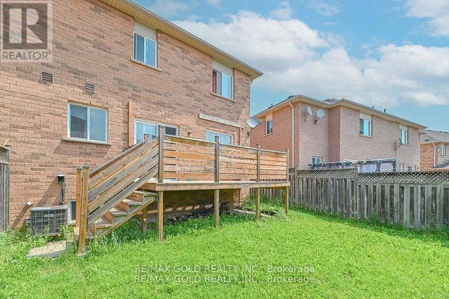14 TOPIARY LANE