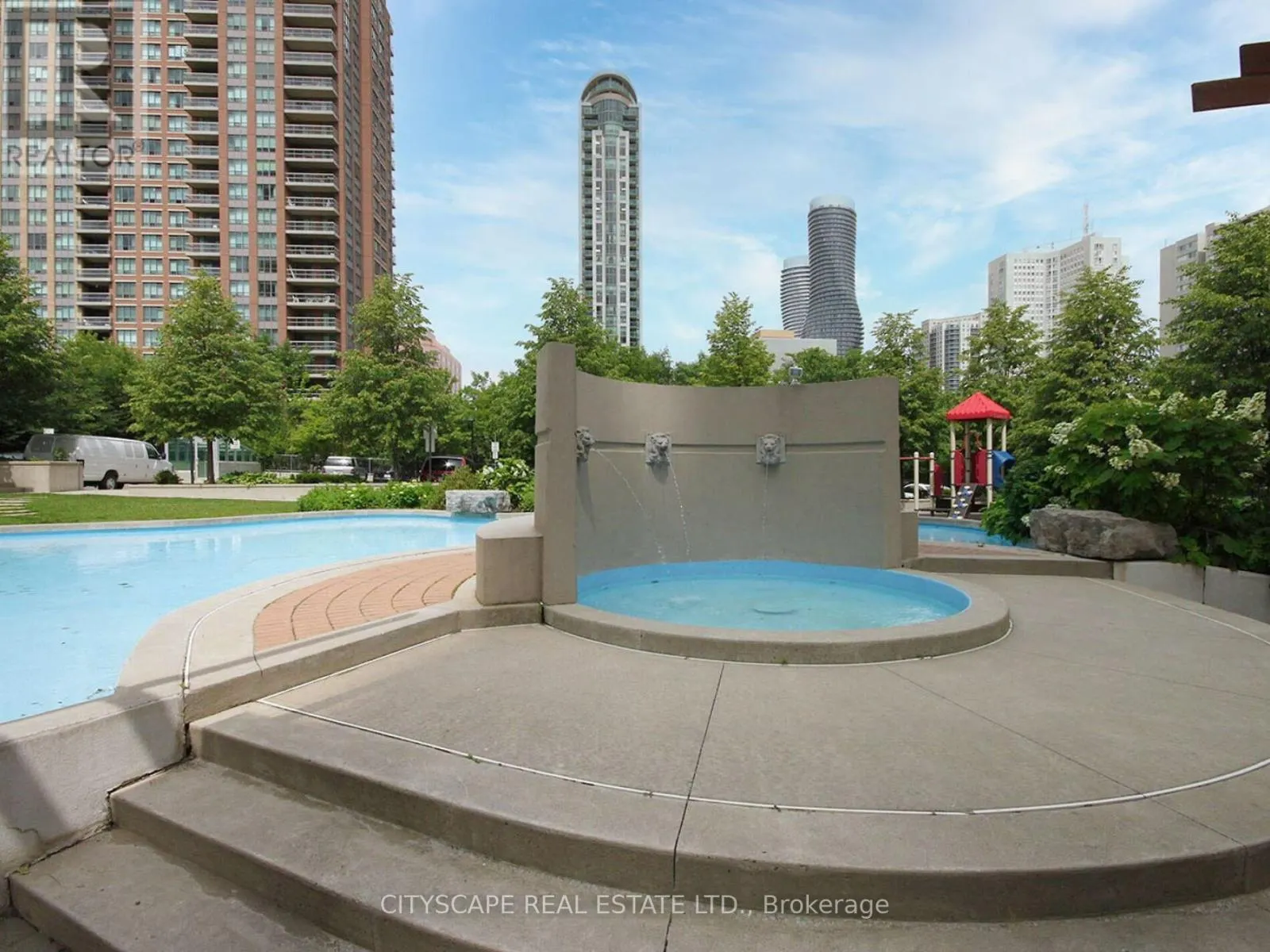 2111 - 1 ELM DRIVE W