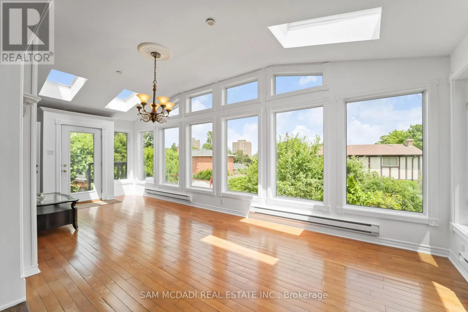 #ROOM 2 - 4099 FIELDGATE DRIVE