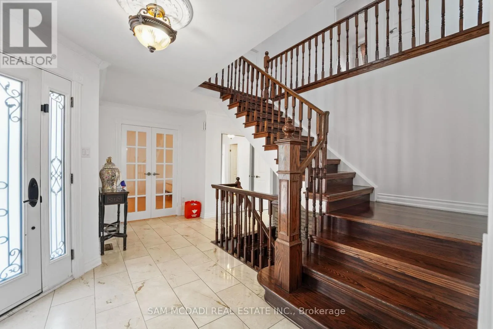 #ROOM 2 - 4099 FIELDGATE DRIVE