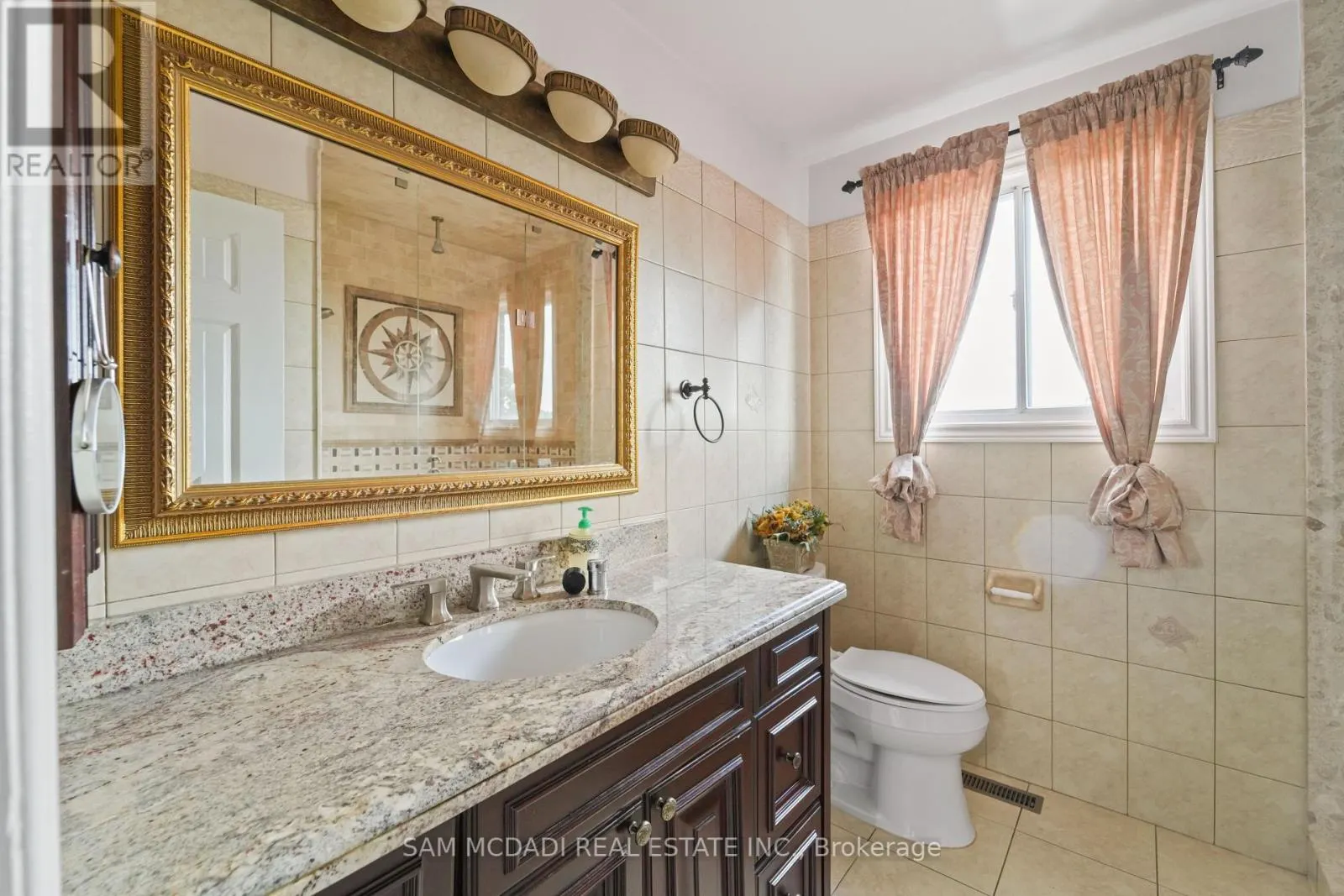 #ROOM 2 - 4099 FIELDGATE DRIVE