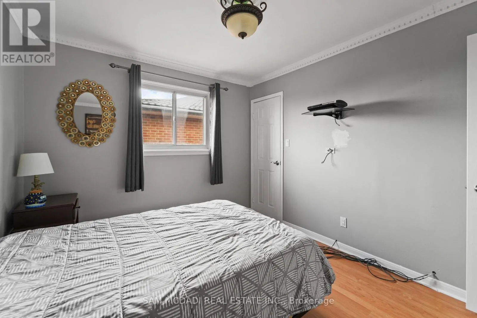 #ROOM 2 - 4099 FIELDGATE DRIVE