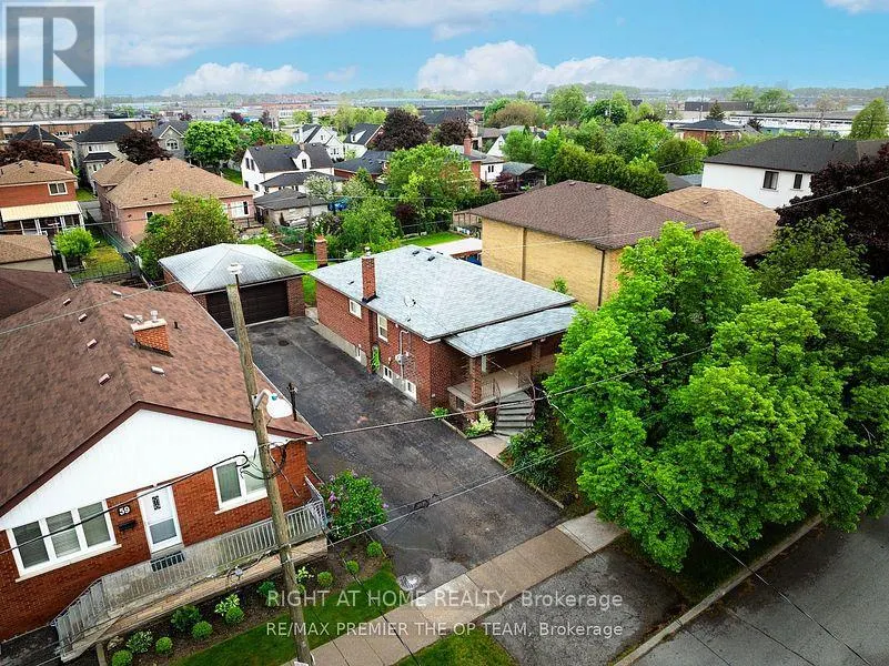 UPPER - 61 MCADAM AVENUE