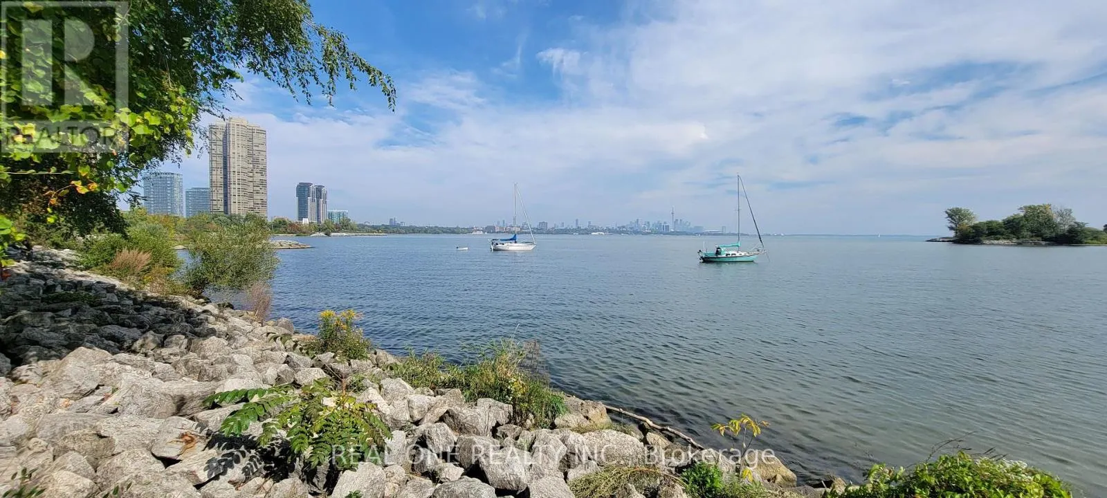 509 - 38 ANNIE CRAIG DRIVE