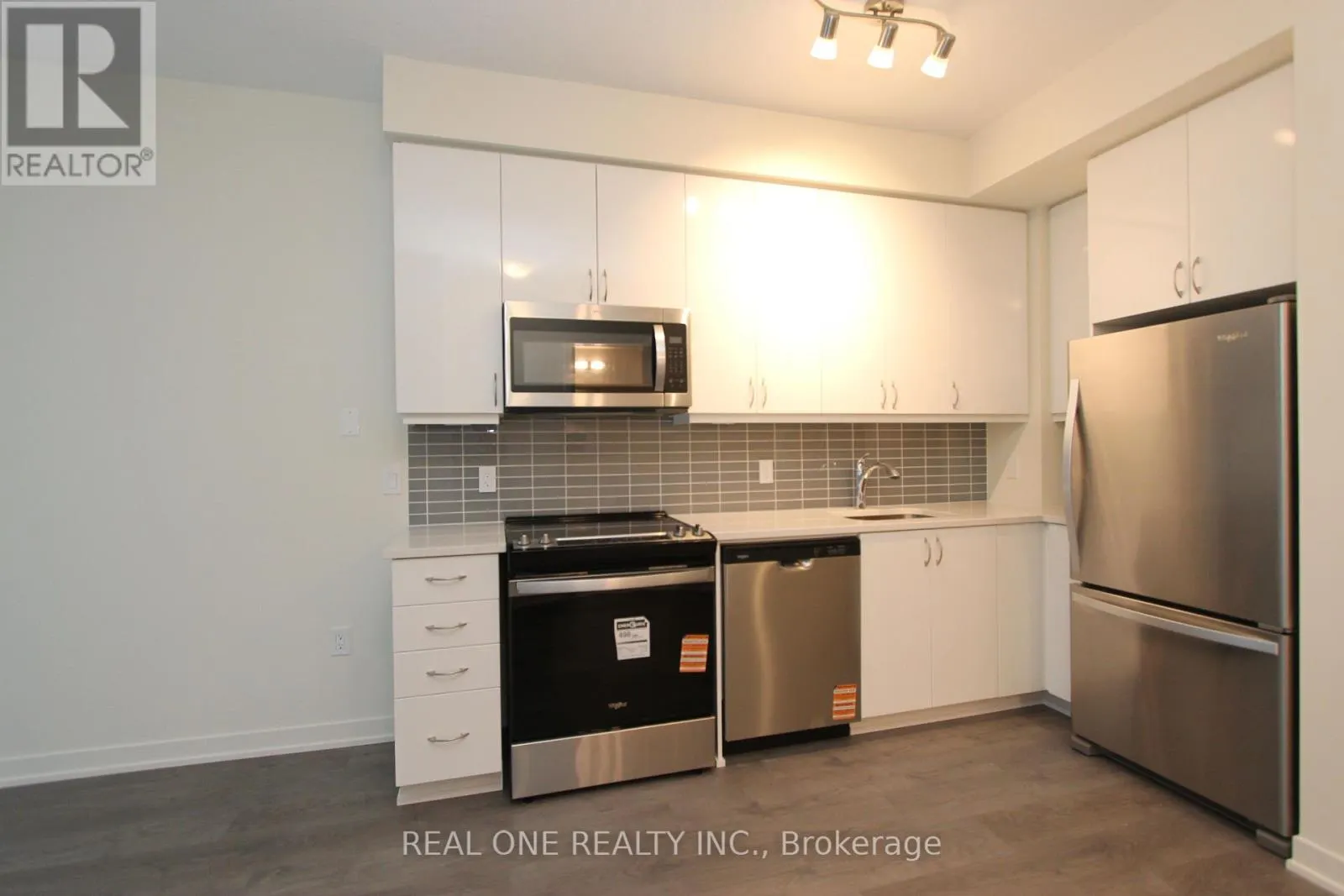 509 - 38 ANNIE CRAIG DRIVE