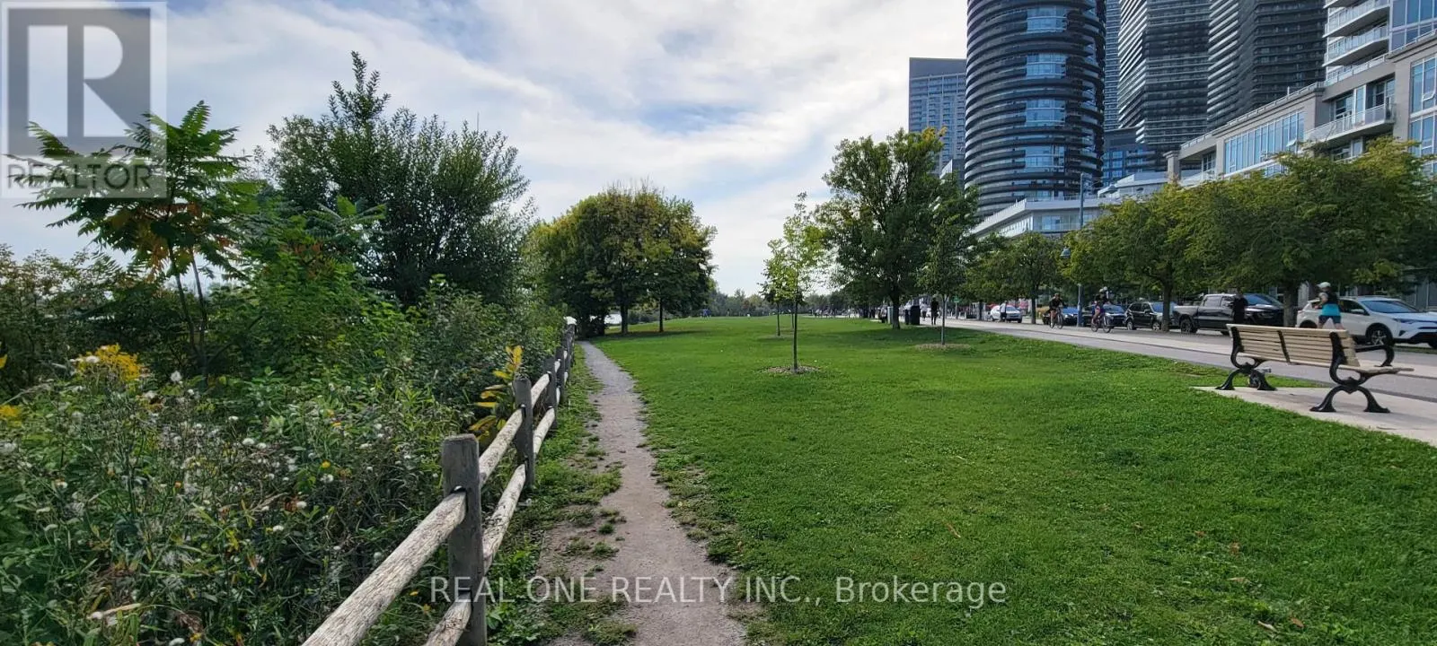 509 - 38 ANNIE CRAIG DRIVE