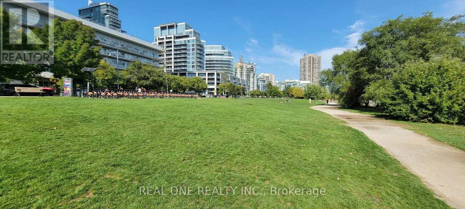 509 - 38 ANNIE CRAIG DRIVE