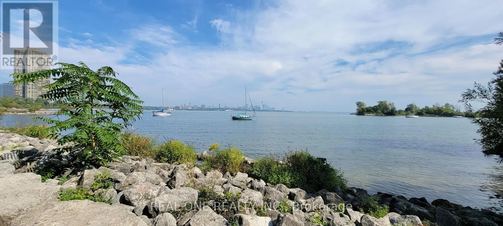 509 - 38 ANNIE CRAIG DRIVE
