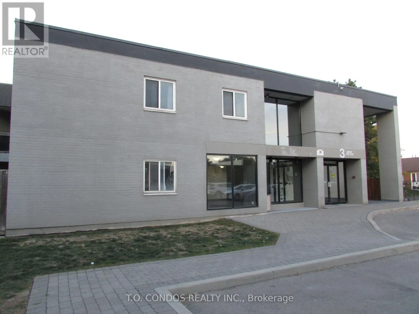 213 - 2001 BONNYMEDE DRIVE