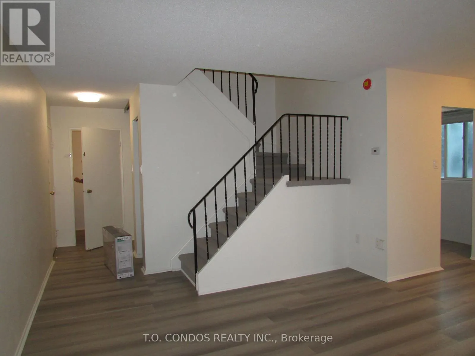 213 - 2001 BONNYMEDE DRIVE