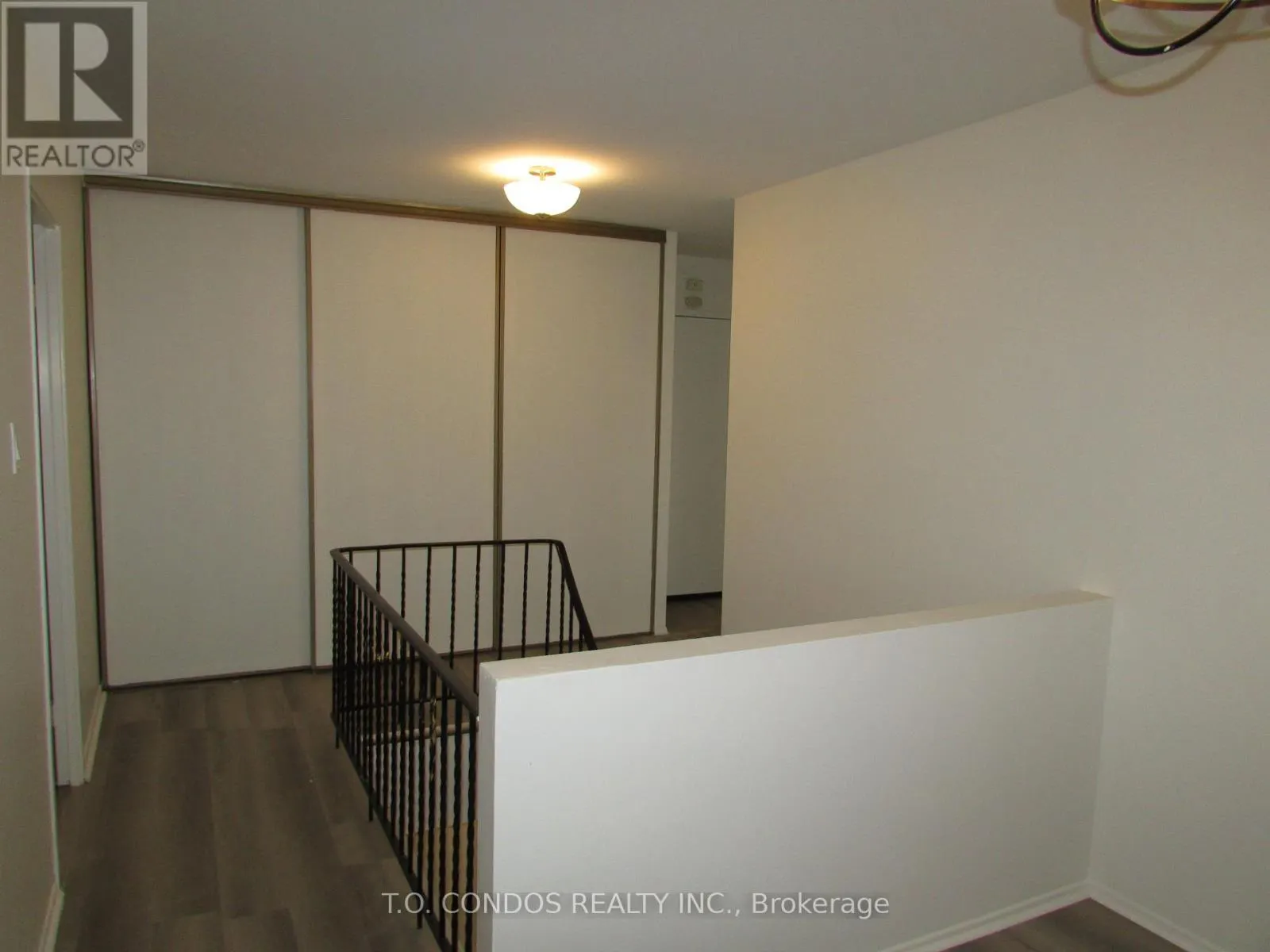 213 - 2001 BONNYMEDE DRIVE