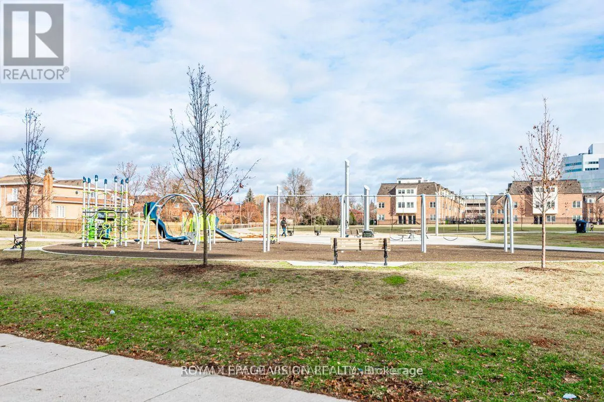1401 - 830 LAWRENCE AVENUE W