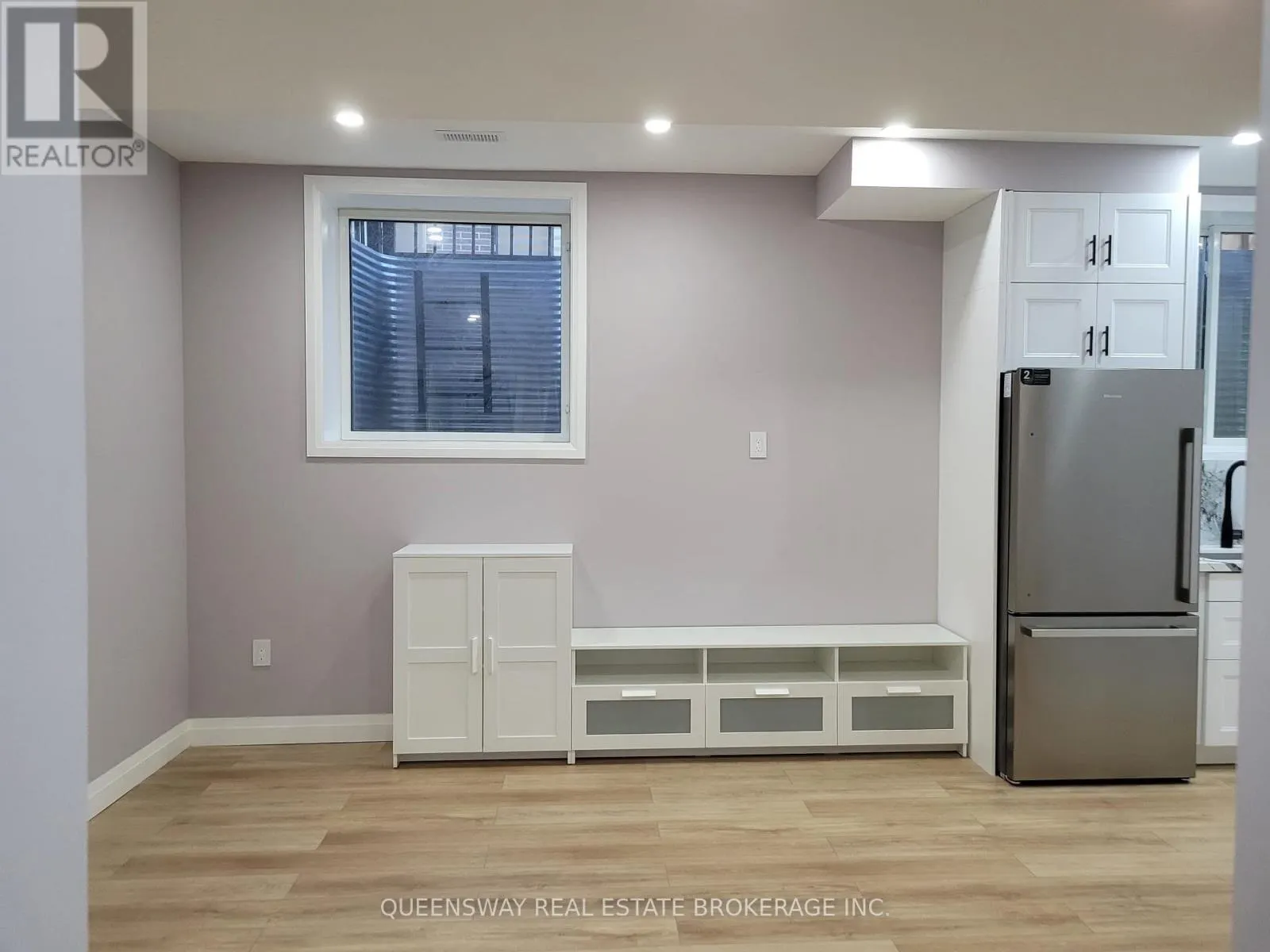 1294 MUSKOKA HEIGHTS