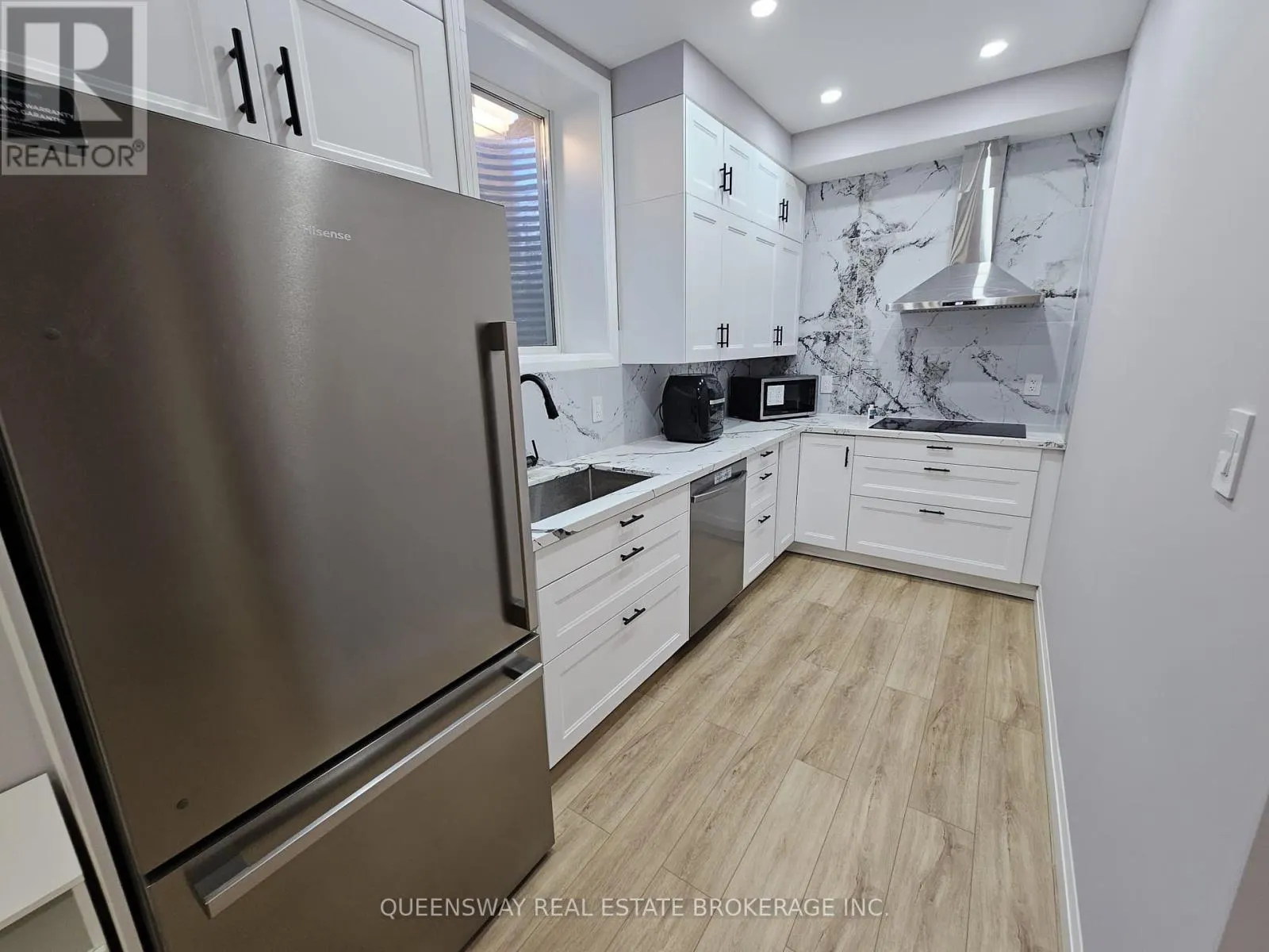 1294 MUSKOKA HEIGHTS