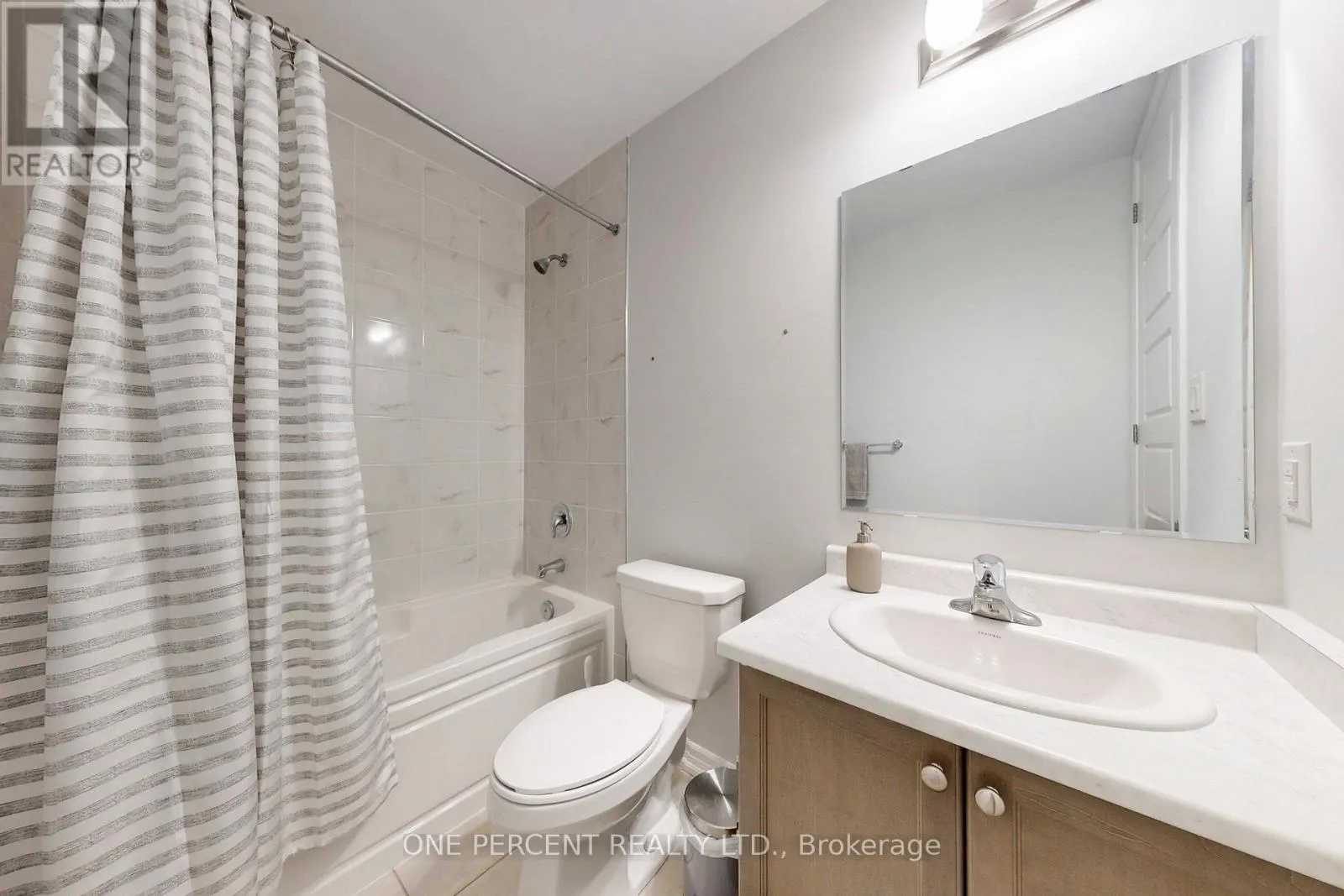 25 - 501 BUCKEYE COURT
