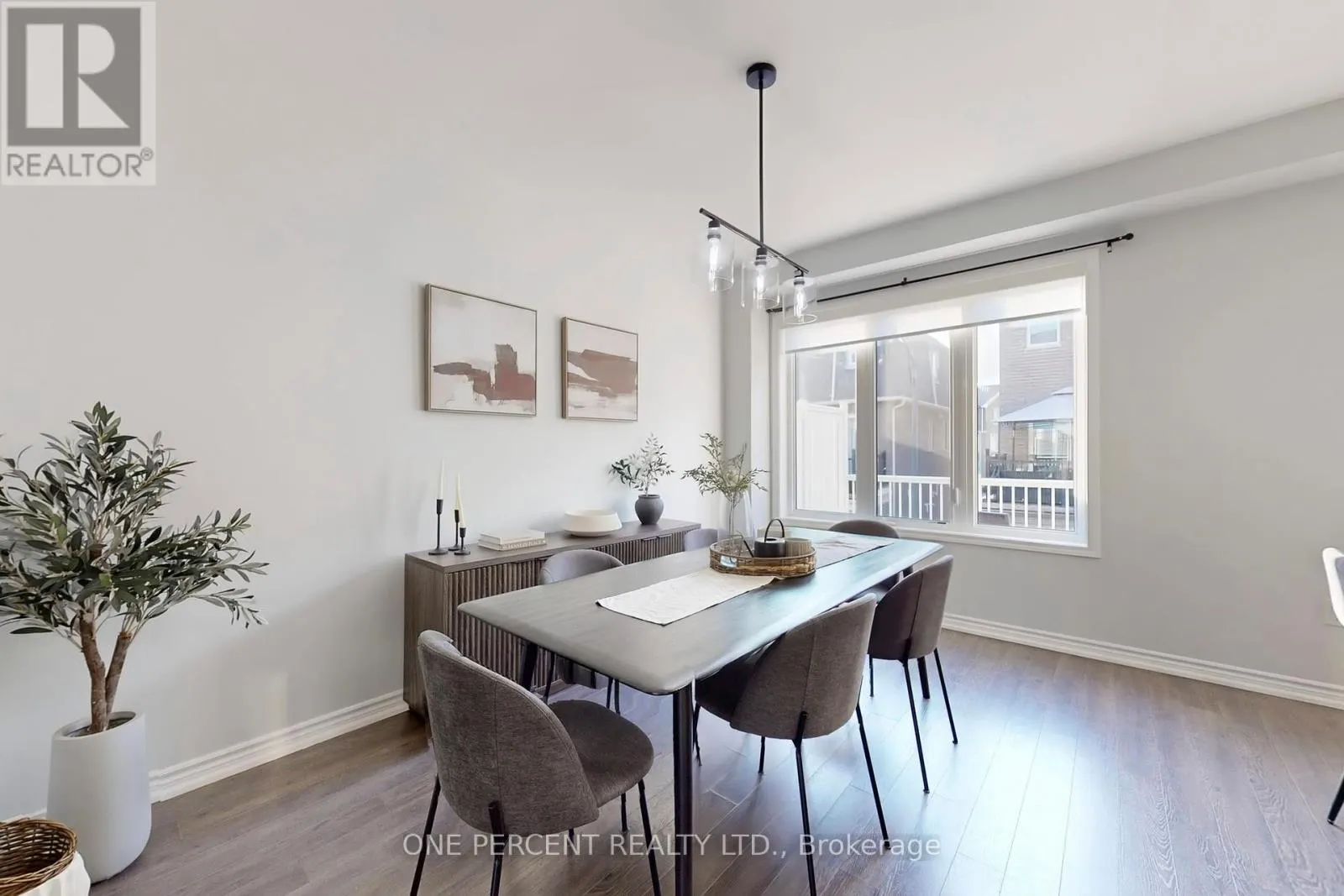 25 - 501 BUCKEYE COURT
