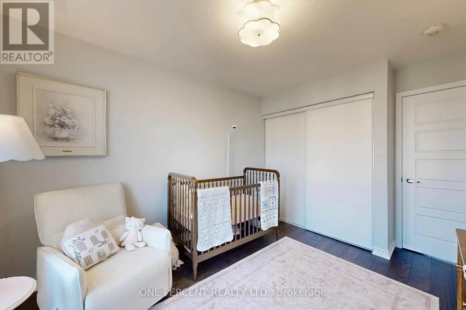 25 - 501 BUCKEYE COURT