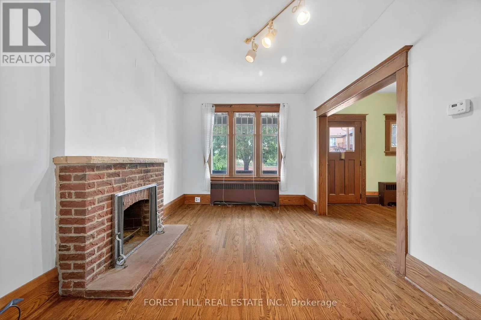1 SOMERVILLE AVENUE