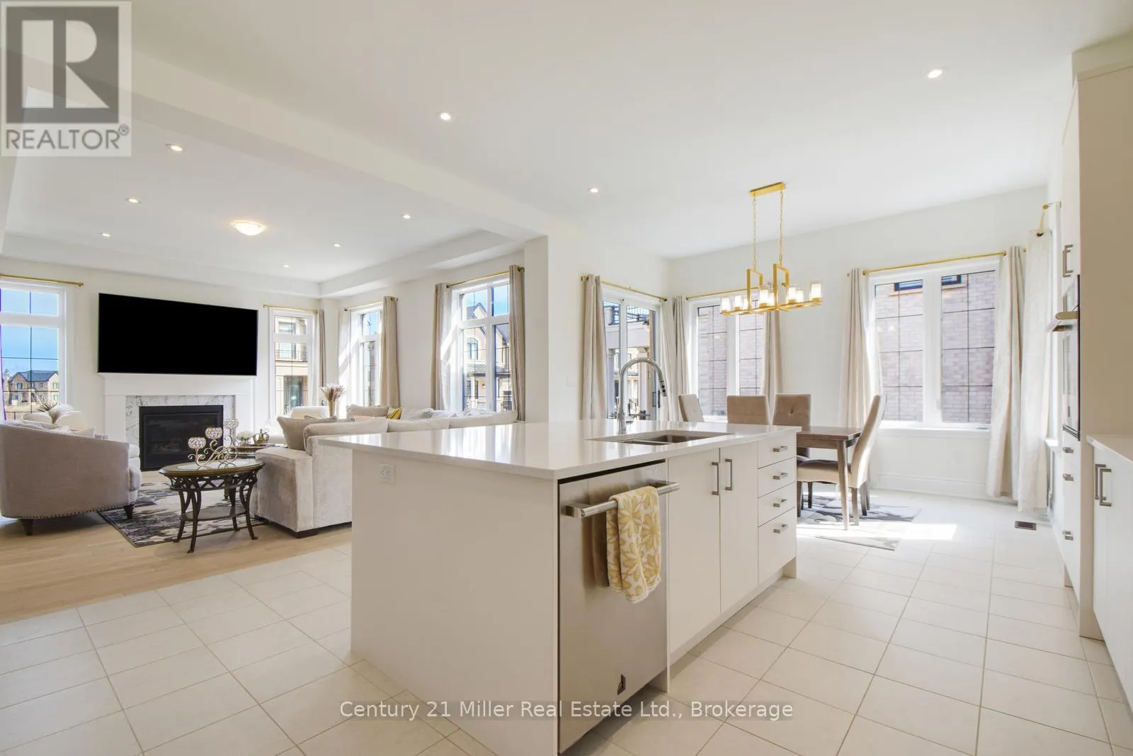 2368 EDWARD LEAVER TRAIL