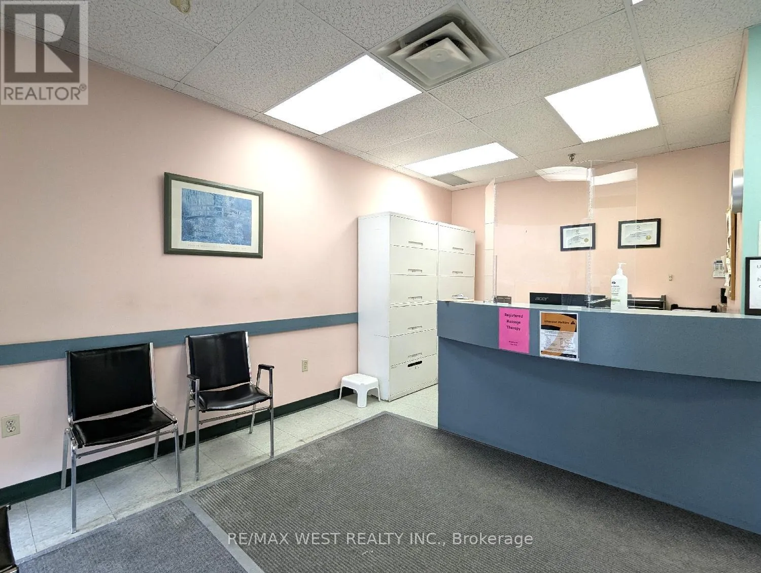 UNIT 2 - 2468 EGLINTON AVENUE W