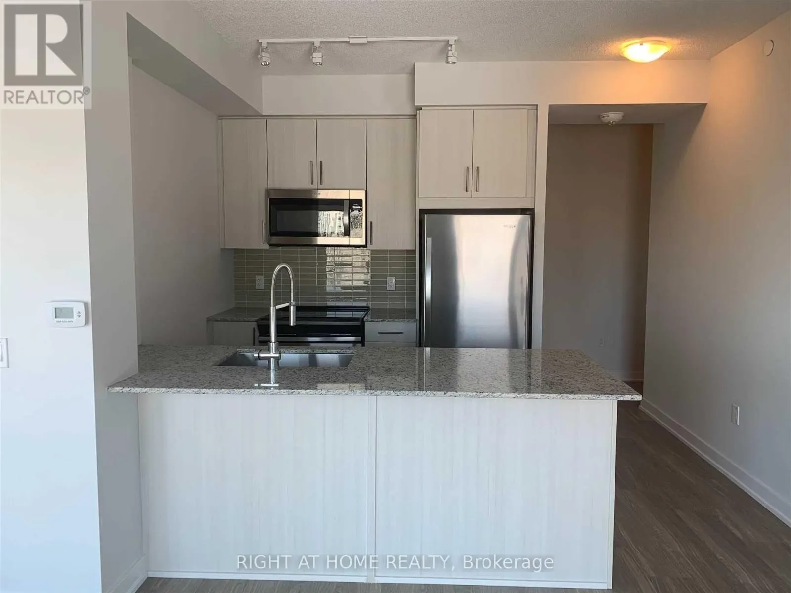 1704 - 4085 PARKSIDE VILLAGE DRIVE