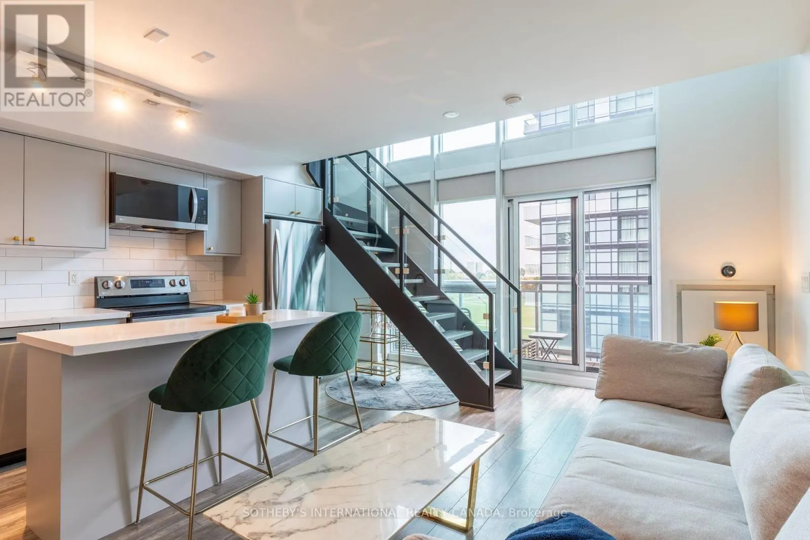 706 - 155 LEGION ROAD