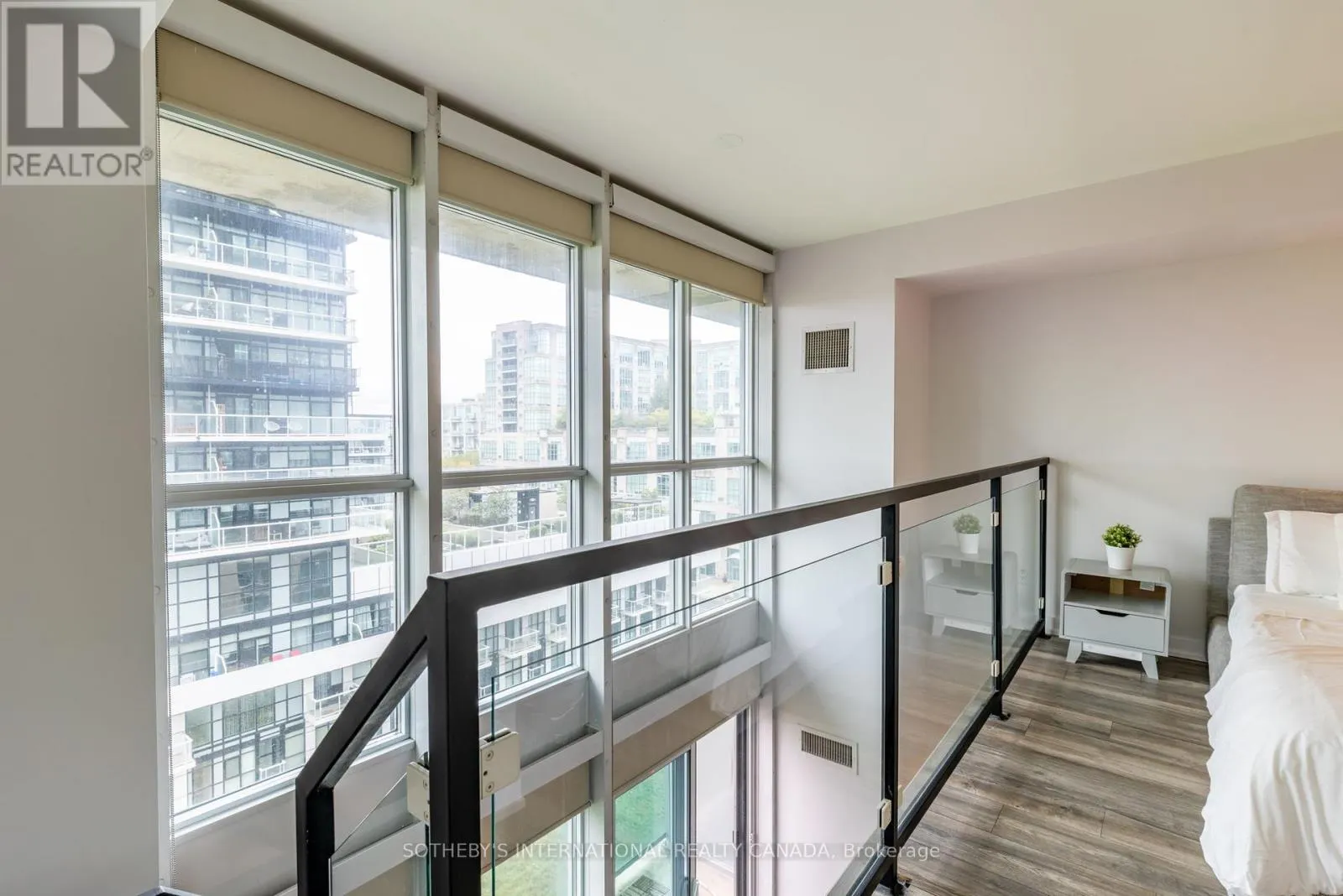 706 - 155 LEGION ROAD