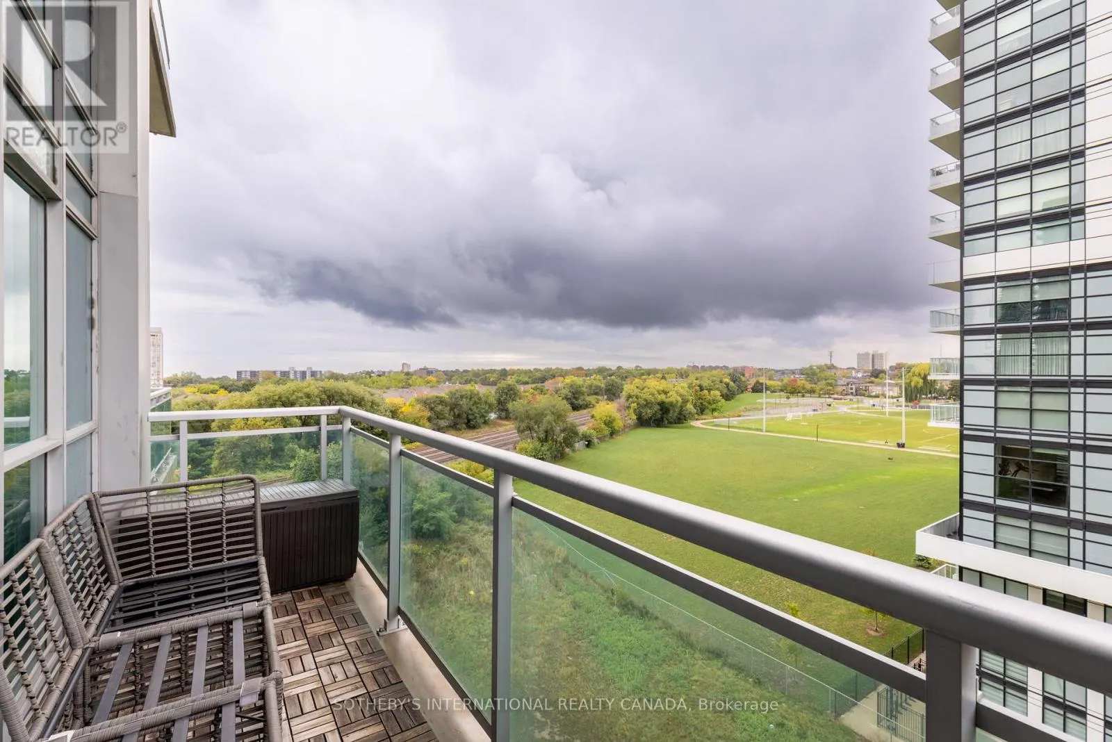 706 - 155 LEGION ROAD