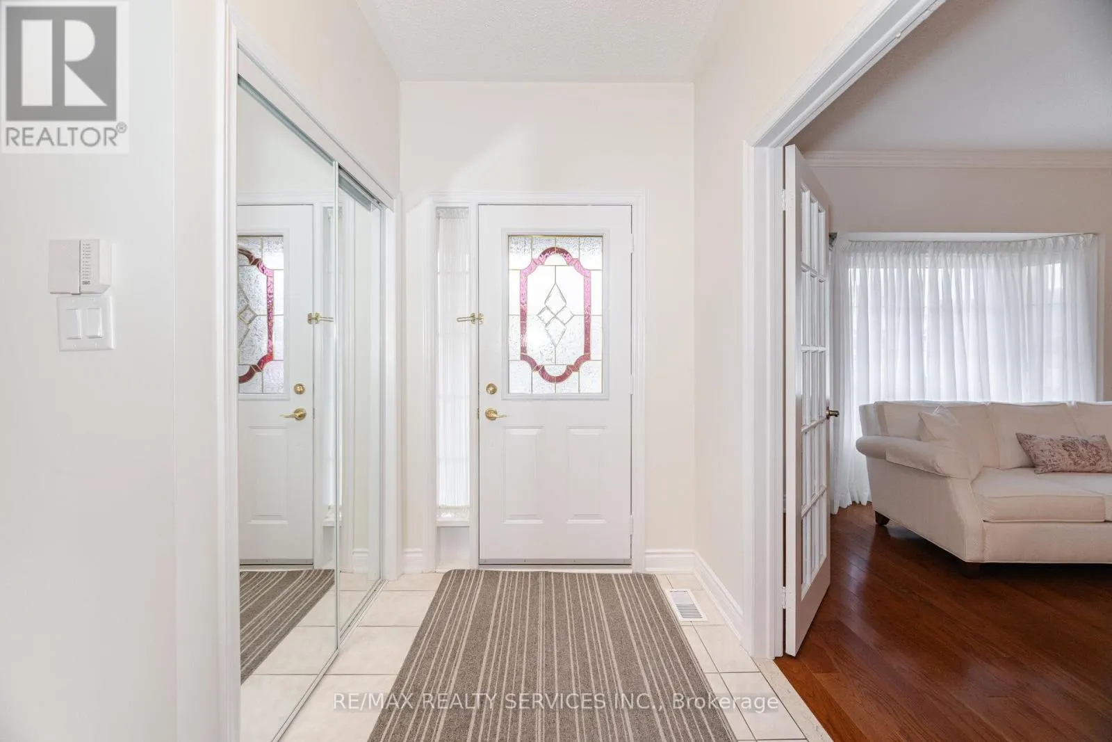 3 TUSCANY LANE