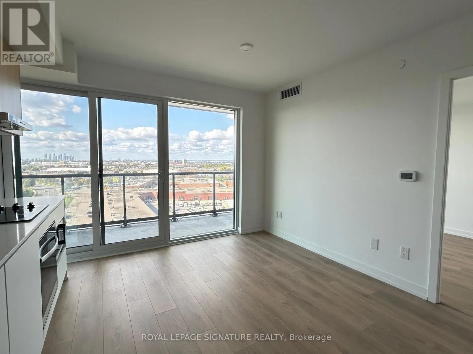 1227 - 1100 SHEPPARD AVENUE W