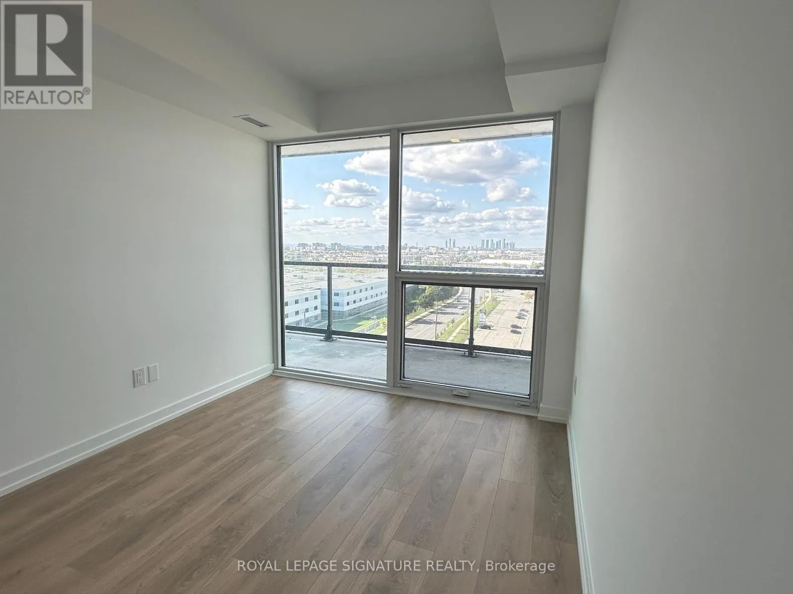 1227 - 1100 SHEPPARD AVENUE W