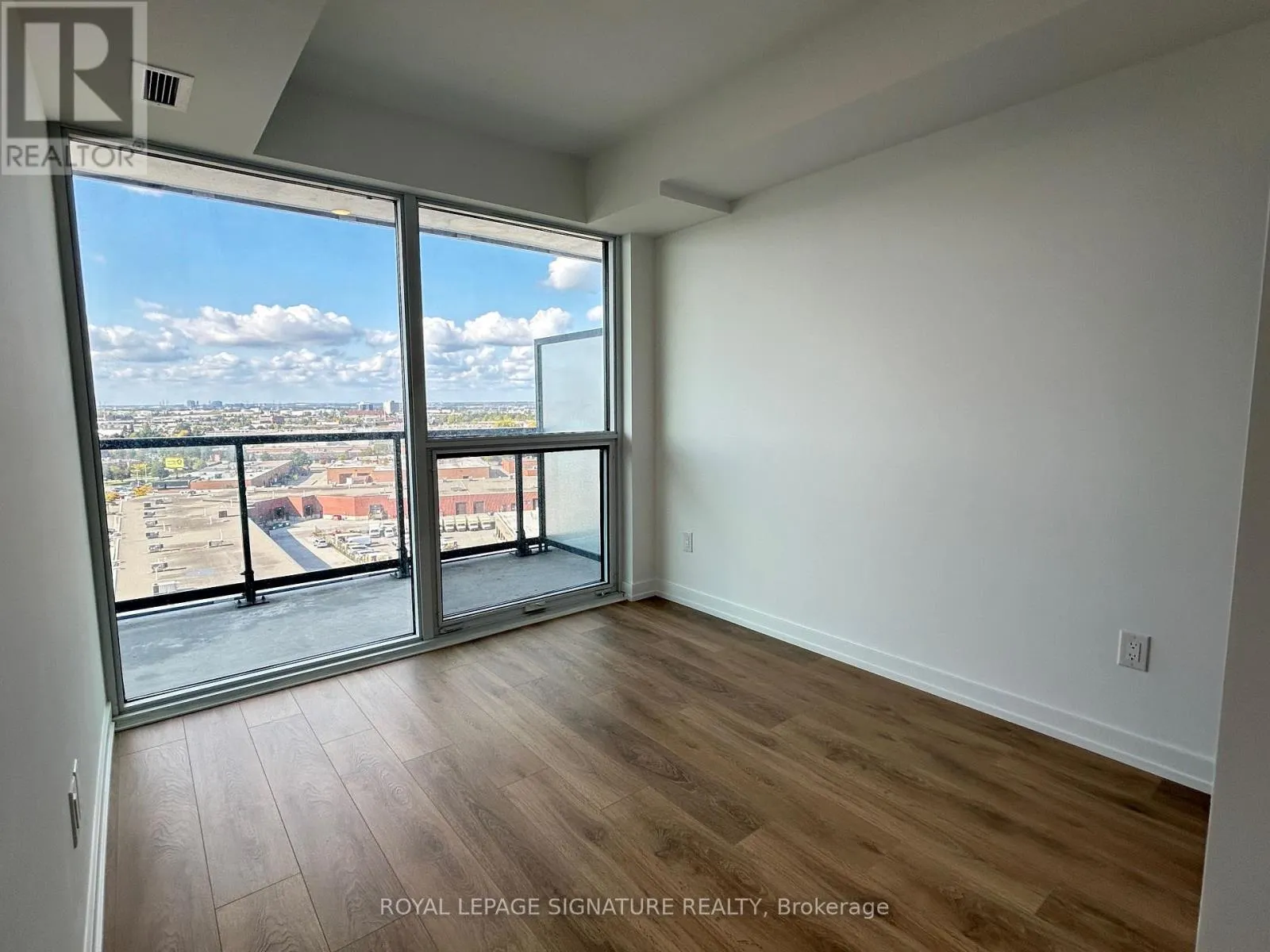 1227 - 1100 SHEPPARD AVENUE W
