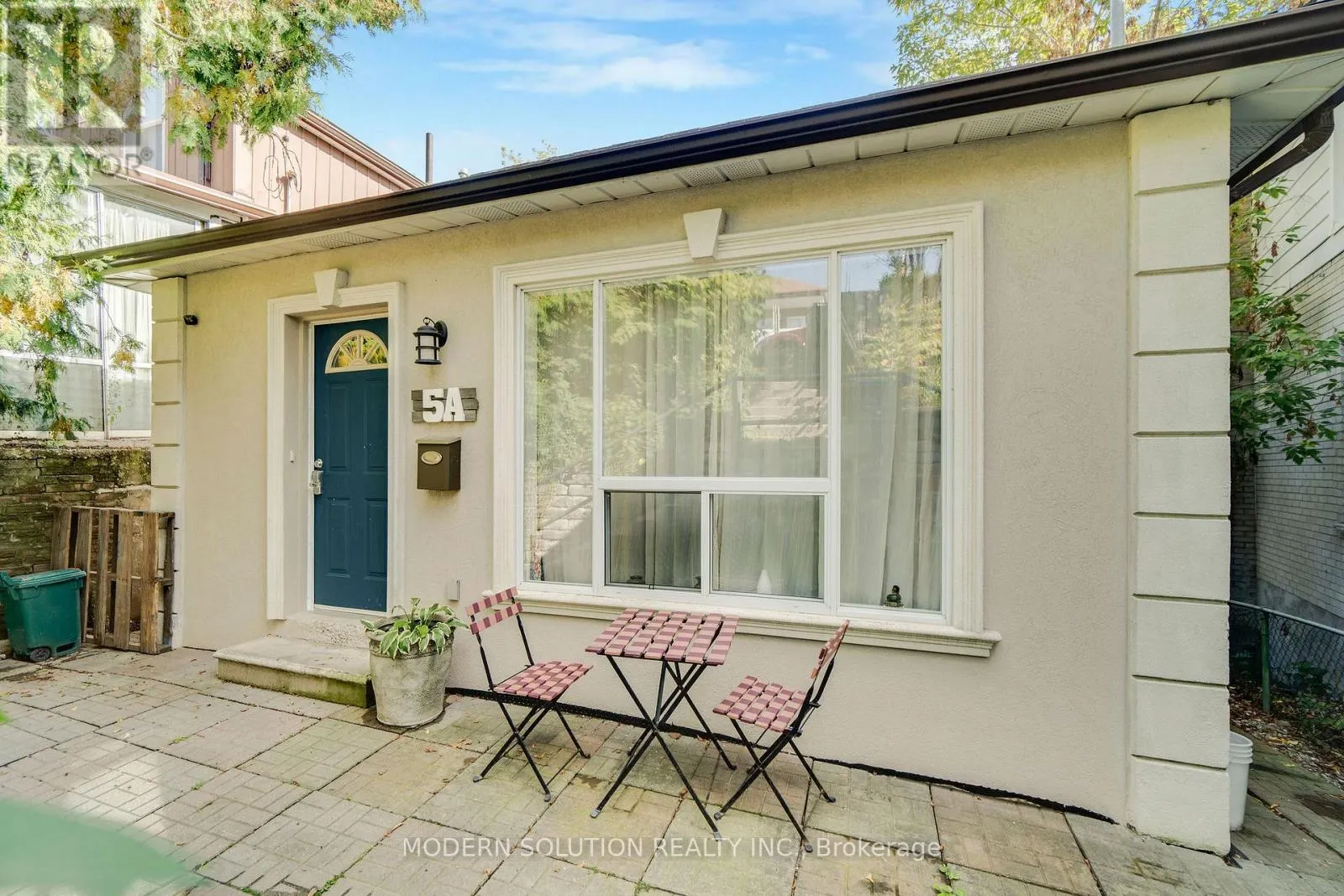 5A DYNEVOR ROAD