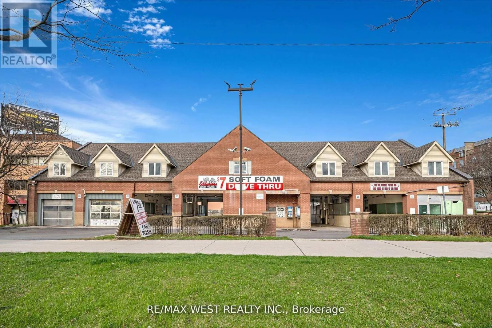 2800 JANE STREET
