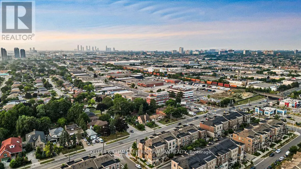 14 - 2335 SHEPPARD AVENUE W
