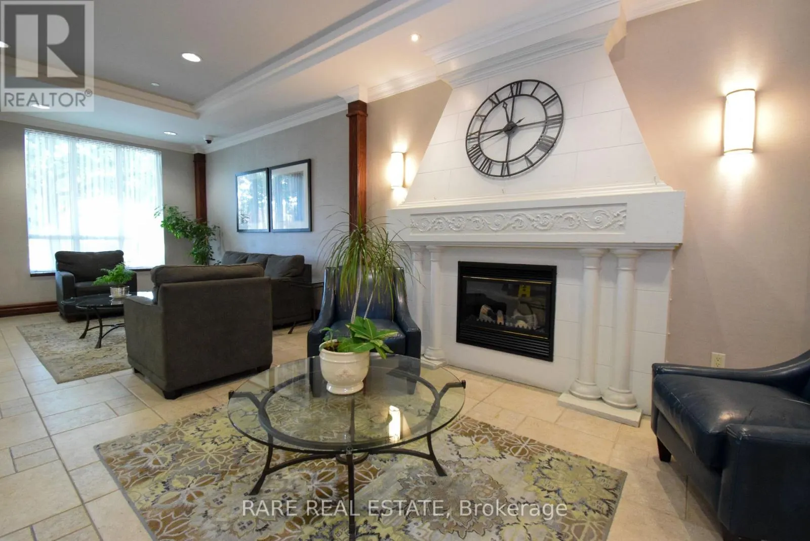 509 - 2545 ERIN CENTREQ BOULEVARD