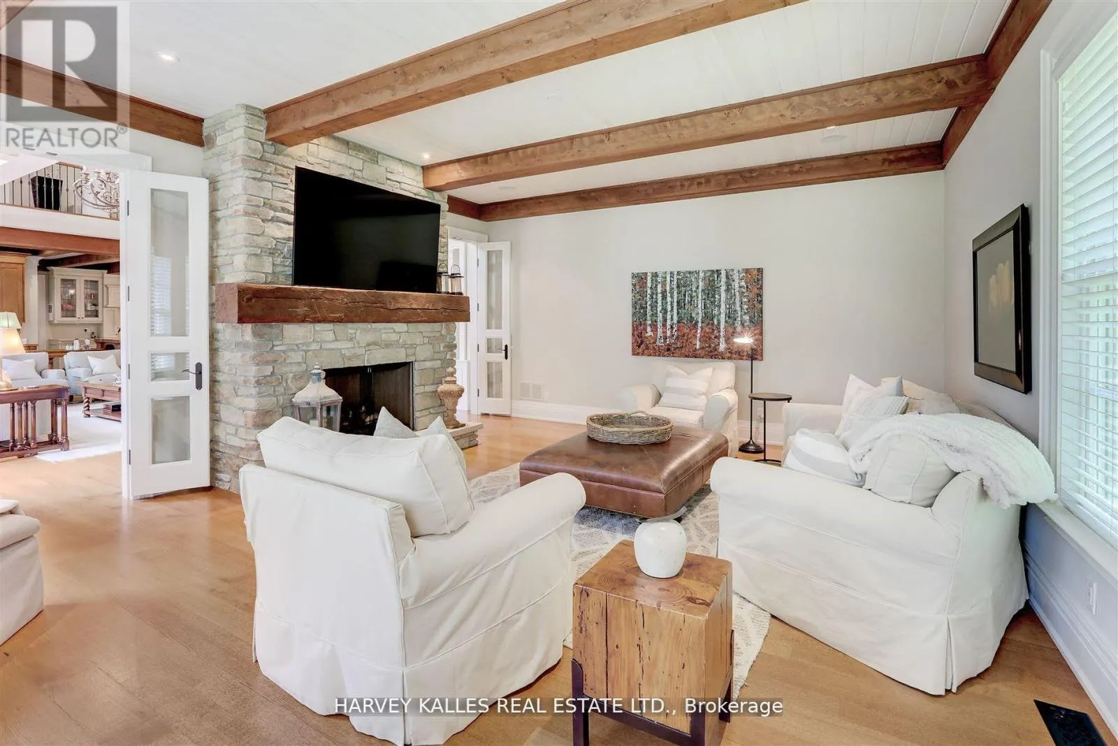 1199 TECUMSEH PARK CRESCENT