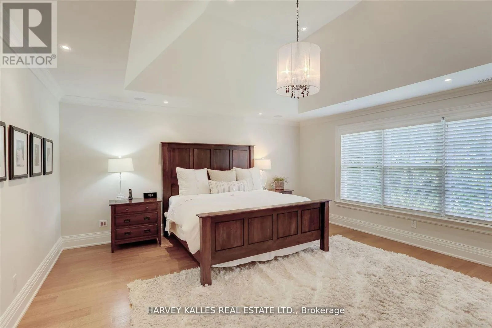 1199 TECUMSEH PARK CRESCENT