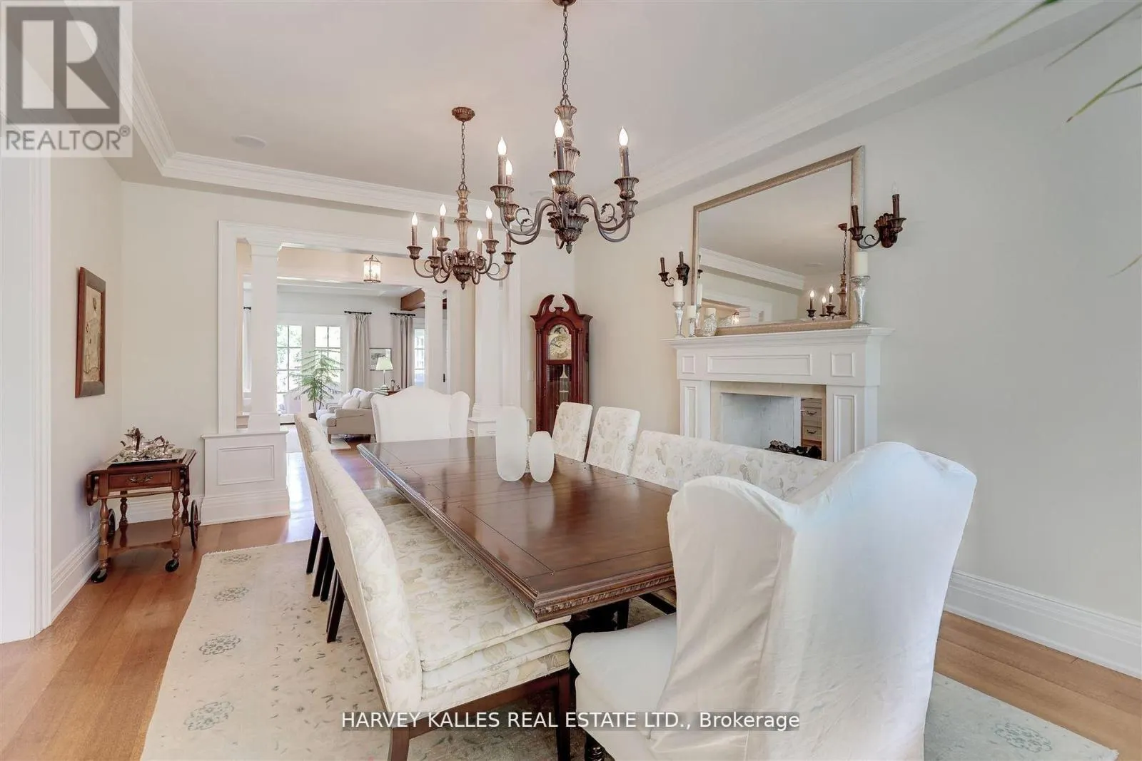 1199 TECUMSEH PARK CRESCENT