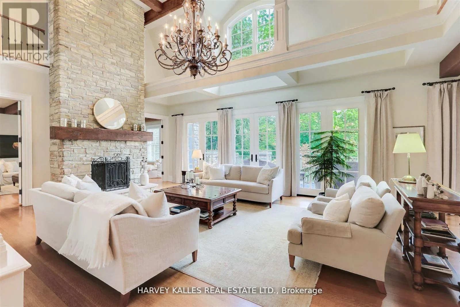 1199 TECUMSEH PARK CRESCENT