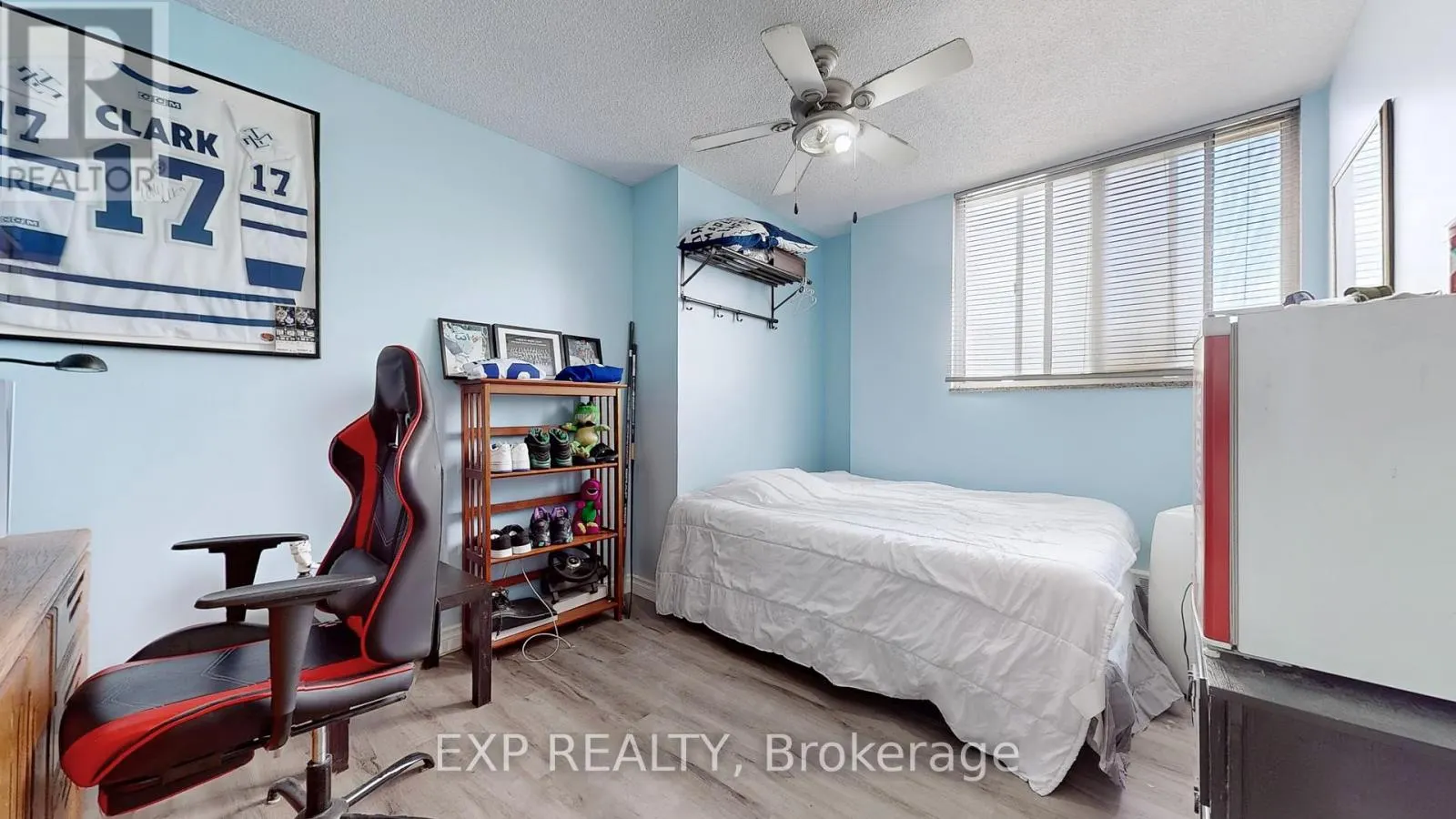 1007 - 330 DIXON ROAD