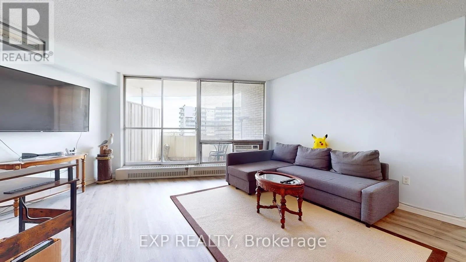 1007 - 330 DIXON ROAD